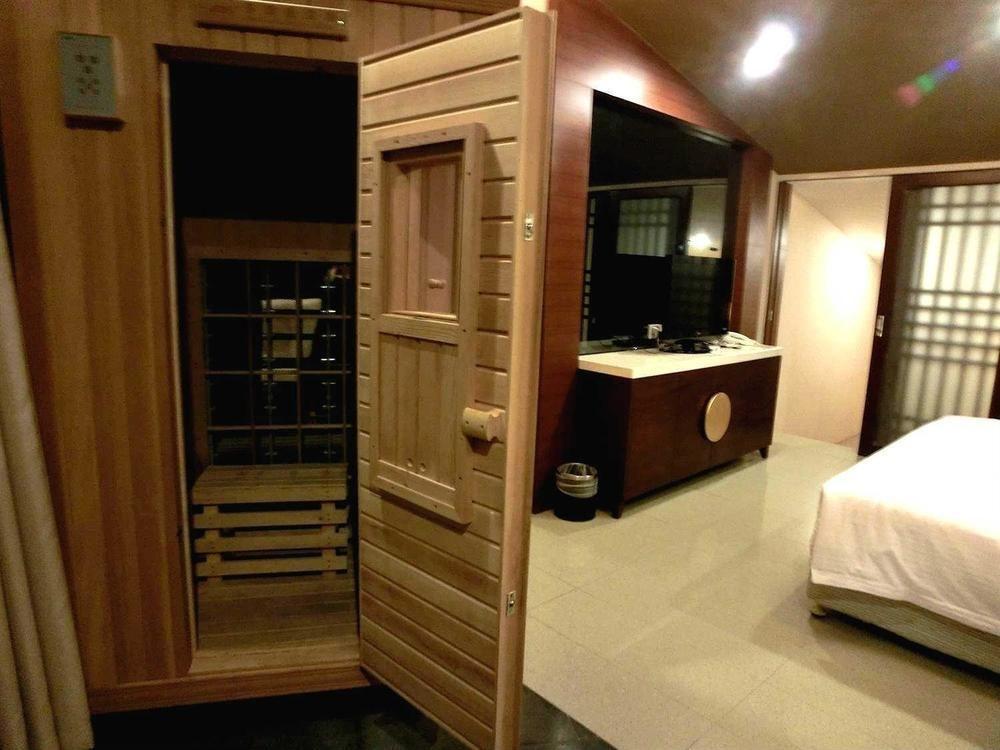Marina Spa Hotel 三亜市 エクステリア 写真